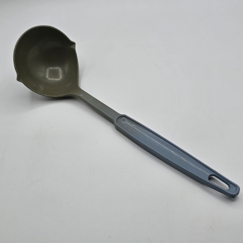 Vintage‎ Ekco Ladle Blue Plastic Soup Spoon Dipper Cooking Utensil Kitchen USA